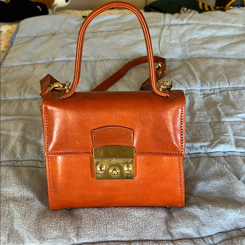 Made in Italy brown leather small handbag purse like new